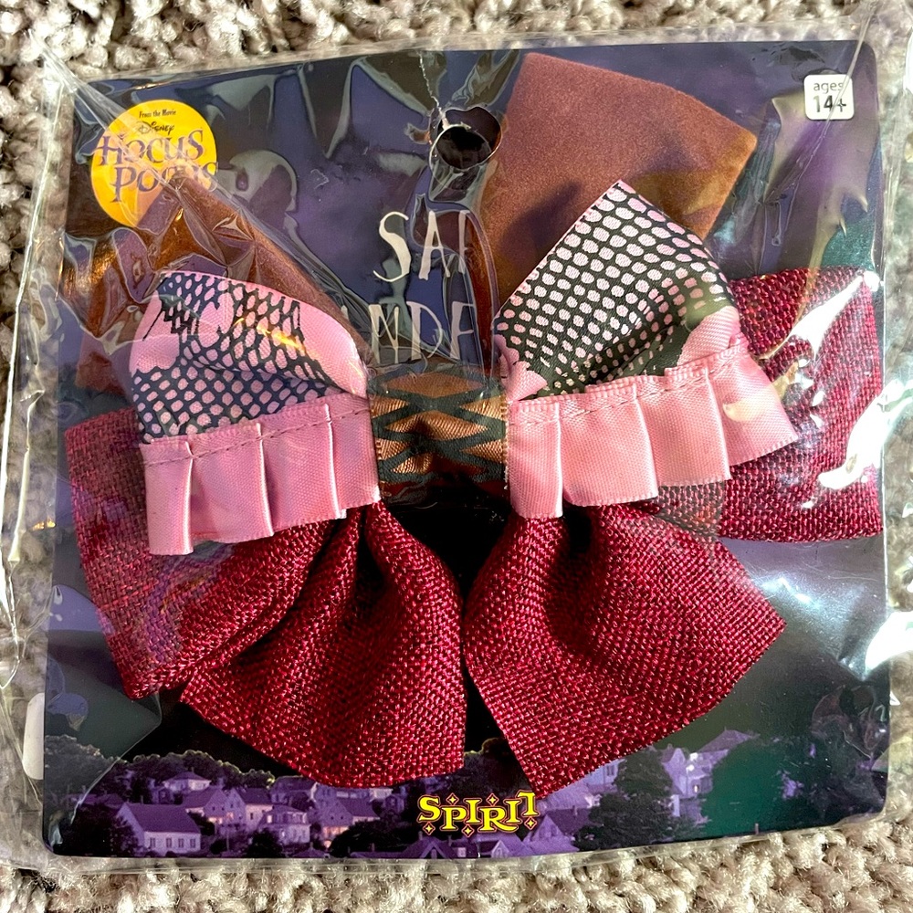 ✨Sarah Sanderson Bow ✨